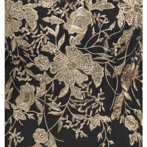 BETSY & ADAM Long Lace Embroidered Gown - Picture 3 of 3